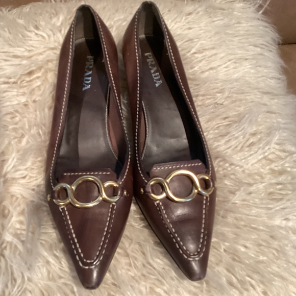 Prada Women Pointed Toe Kitten Heel Leather Pumps,Size (37)6,Color Brown Preown - Picture 1 of 4